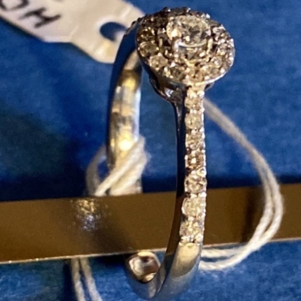 Dimond ring new